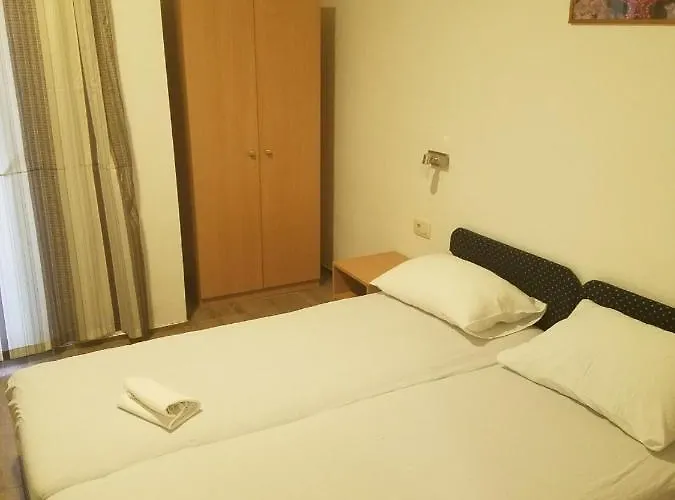 Oaza Gradac * Gradac (Sibenik-Knin)